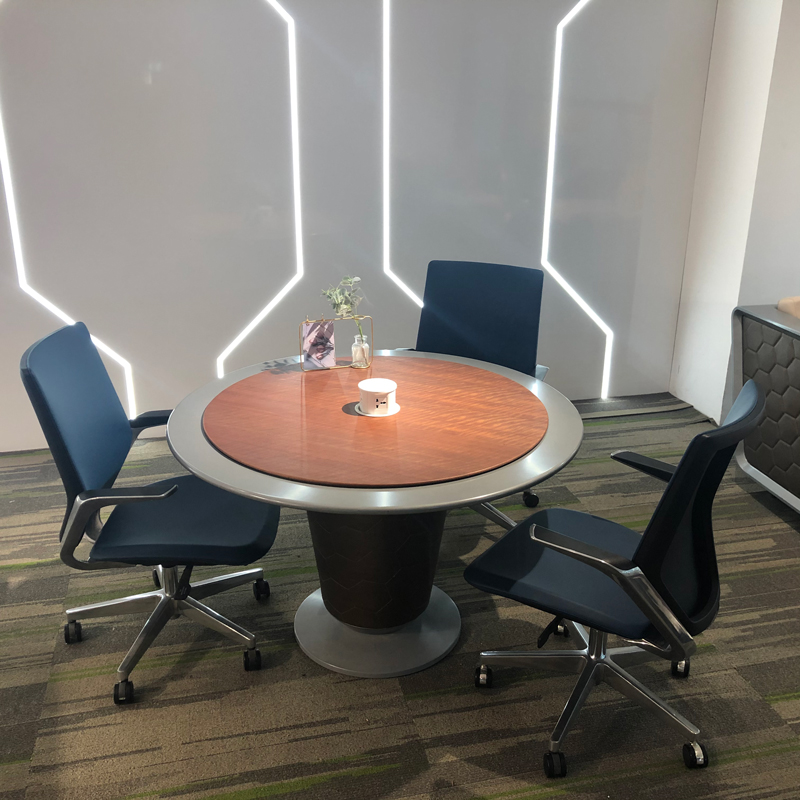 High End  Elegant High Tech So - огляд і ціна Office Tech And Management
