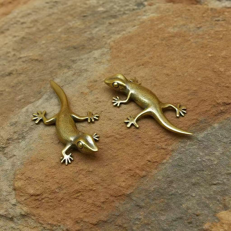 Handmade Bronze Retro Gecko Li - огляд і ціна Office Desk Tech Accessories