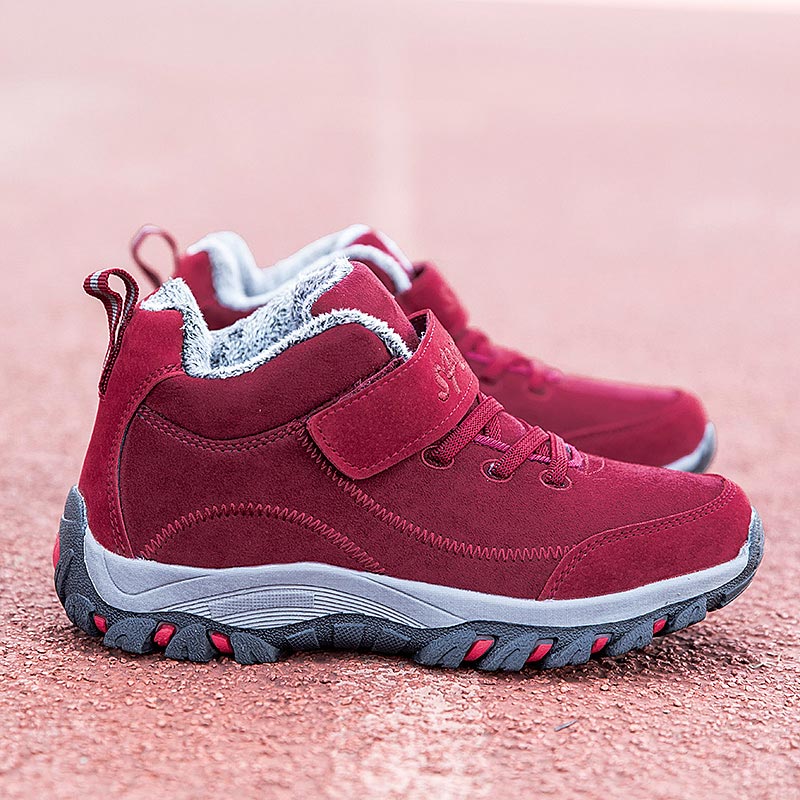 short winter sports shoes for  - огляд і ціна Tech Office Pictures